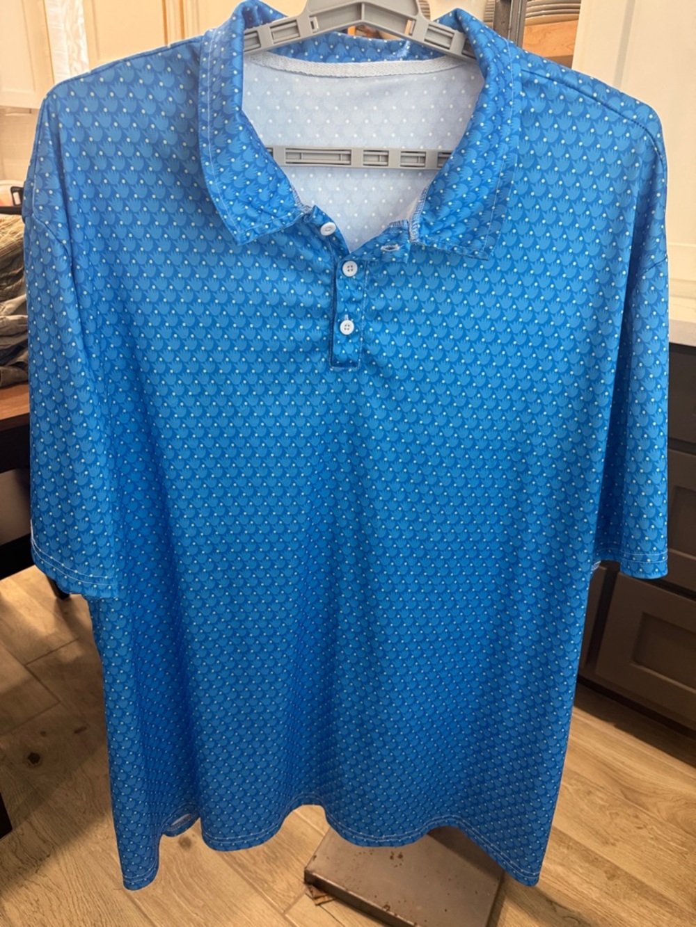 Men's Blue Short-Sleeve Polo with Subtle Geometric Print - Size 4XL - NWOT